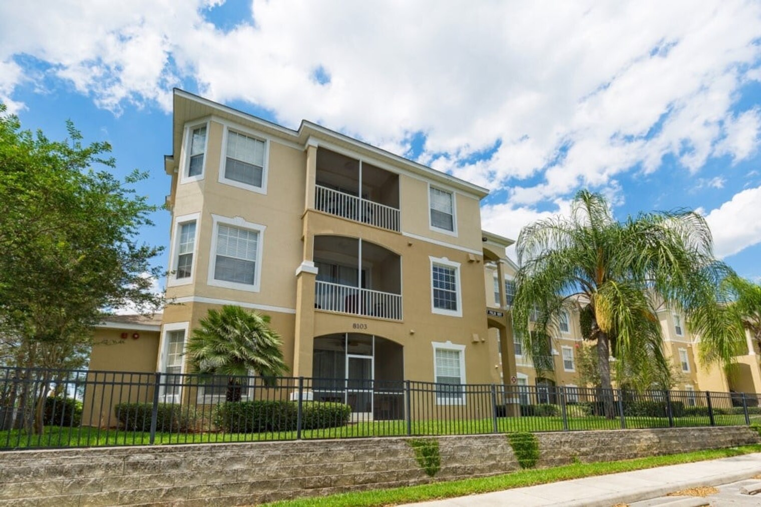 Building Photo - 8107 Coconut Pl