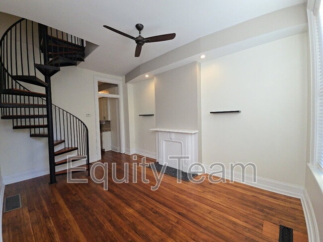 Building Photo - 322 Mulberry St