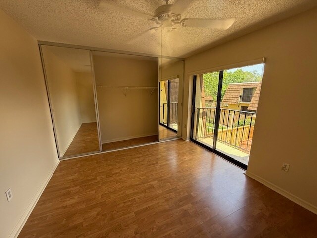 Building Photo - 5381 Elm Ct