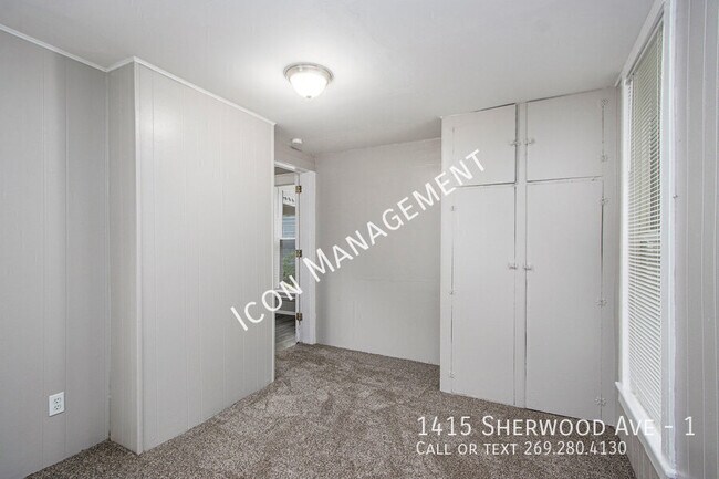Building Photo - 1415 Sherwood Ave