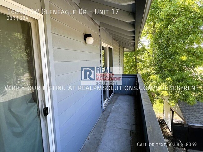 Building Photo - 16850 SW Gleneagle Dr
