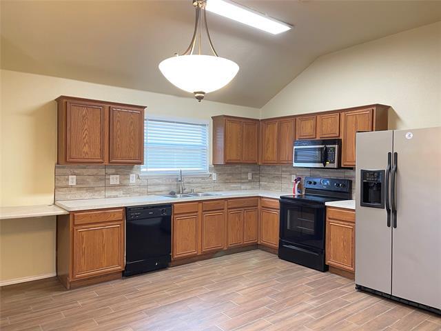 Building Photo - 5548 Spring Ridge Dr