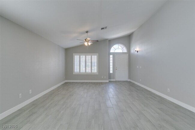 Building Photo - 2744 Summerchase Ln