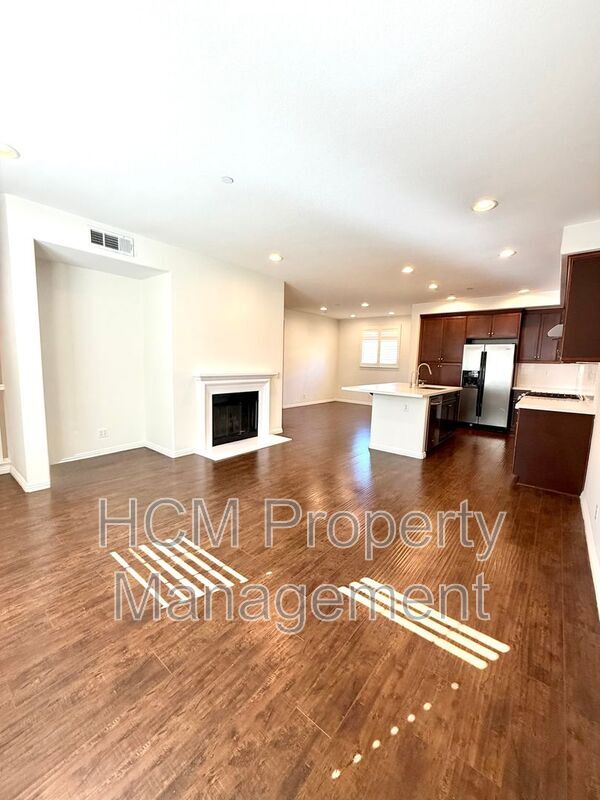 Building Photo - 55 Cienega