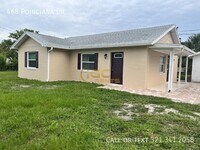Building Photo - 468 Poinciana Dr