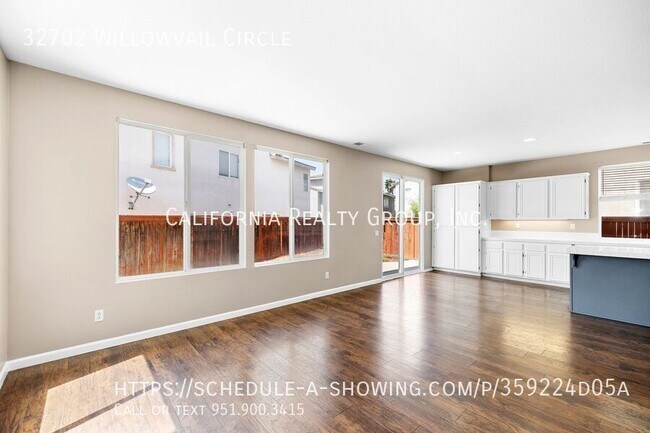 Building Photo - 32702 Willowvail Cir