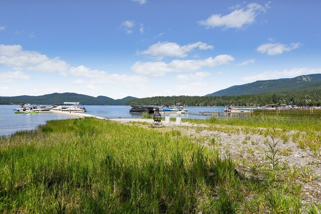 Building Photo - Wildwood Condo, on Whitefish Lake