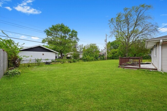 Building Photo - 1315 Prince Dr