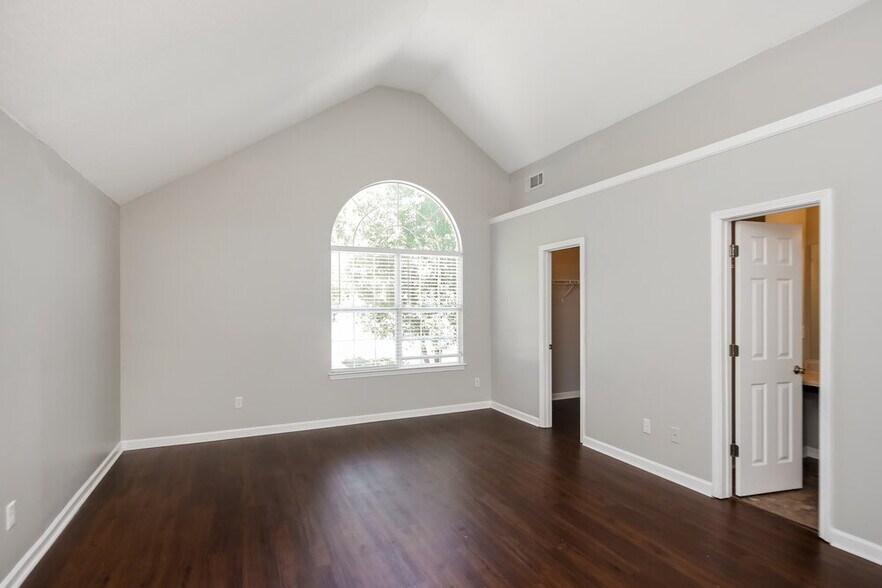 Building Photo - 4125 Clarks Tr