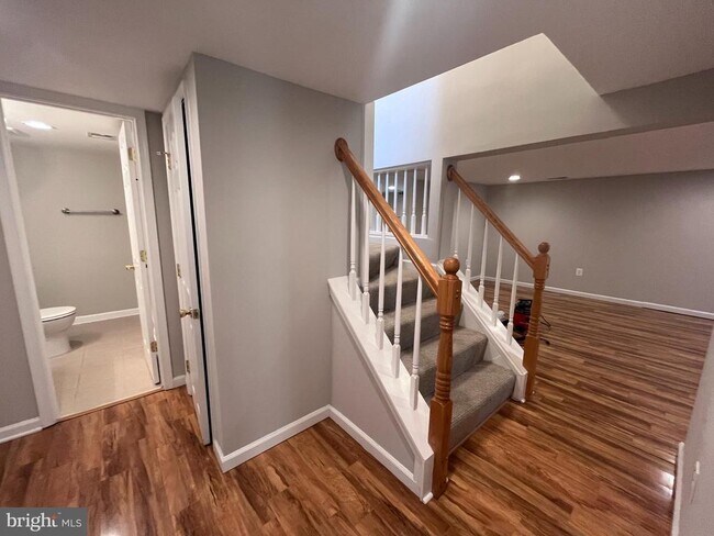 Building Photo - 7021 Hickory Hill Rd