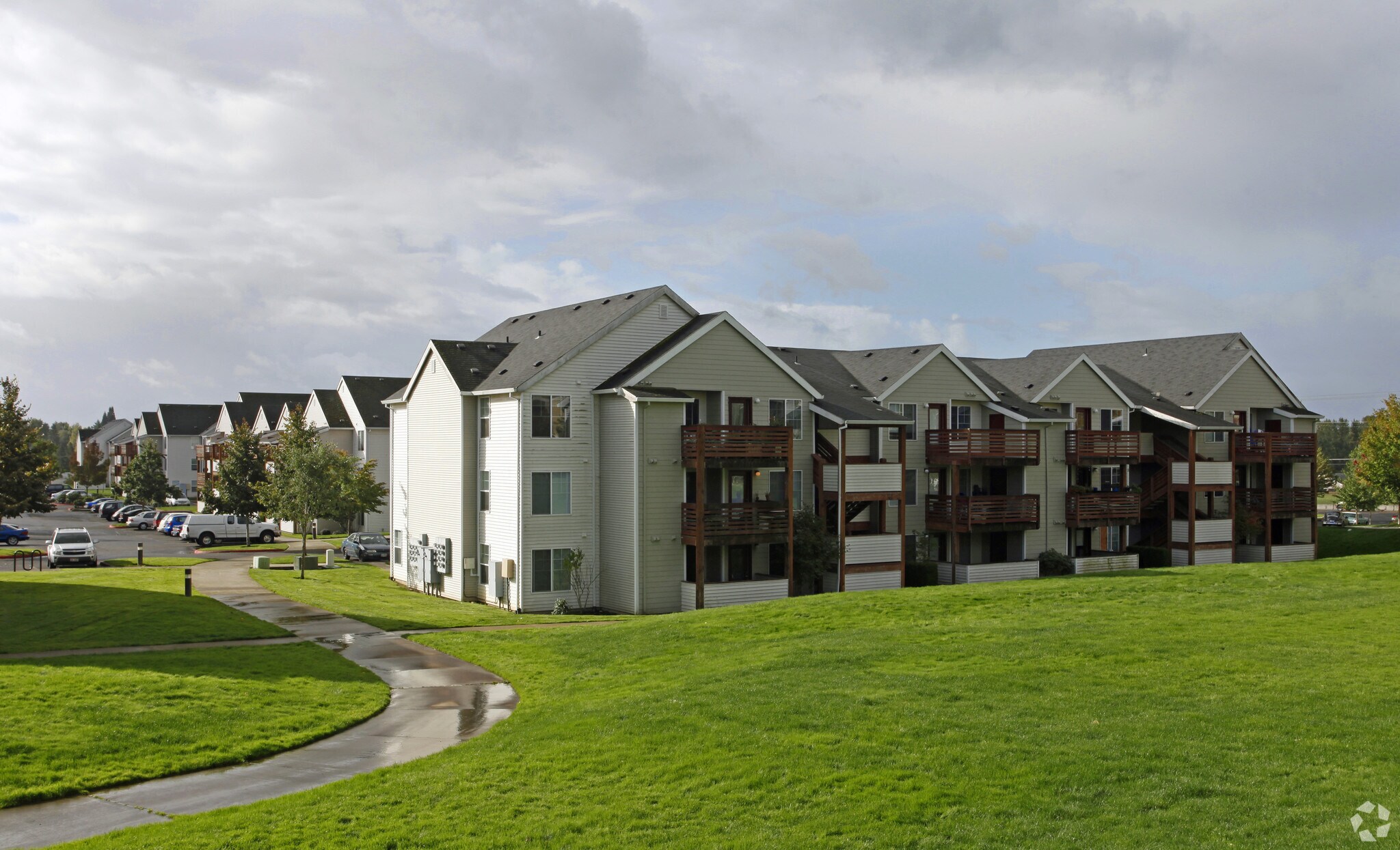 Building Photo - Westridge Meadows