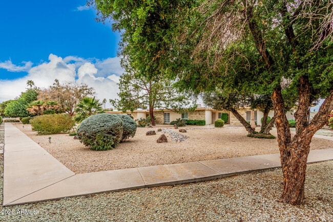 Building Photo - 16635 N 103rd Ave