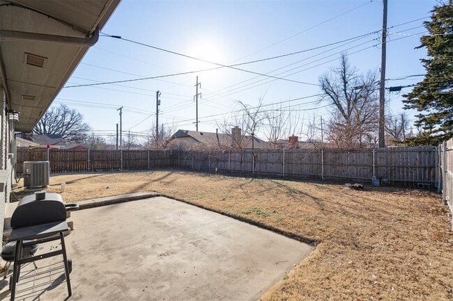 Building Photo - 4104 NW 59th St