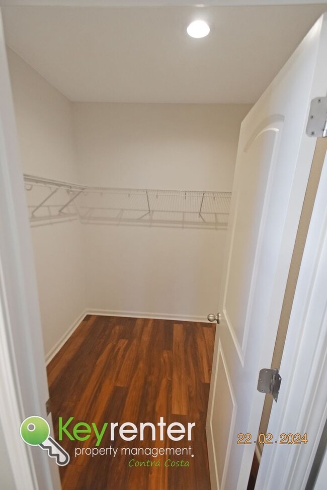 Building Photo - Spacious One-Story Vacaville Home on a Cul-De-Sac!