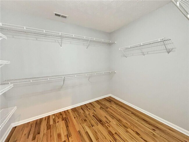 Building Photo - 3829 Mast Ct NW