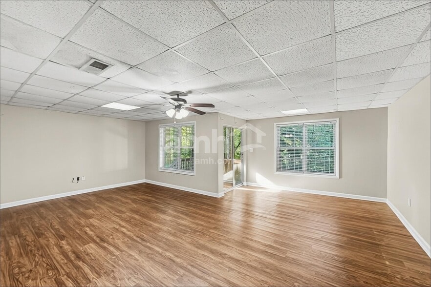 Building Photo - 292 Ridgestone Way SW