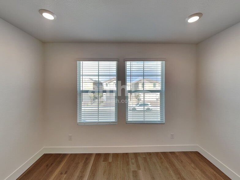 Building Photo - 9191 S Conquistador St