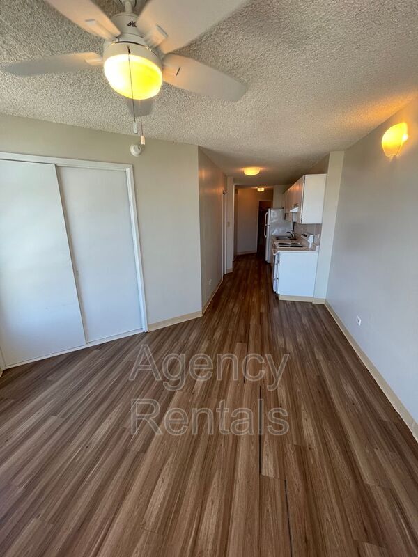 Building Photo - 1031 Maunaihi Pl