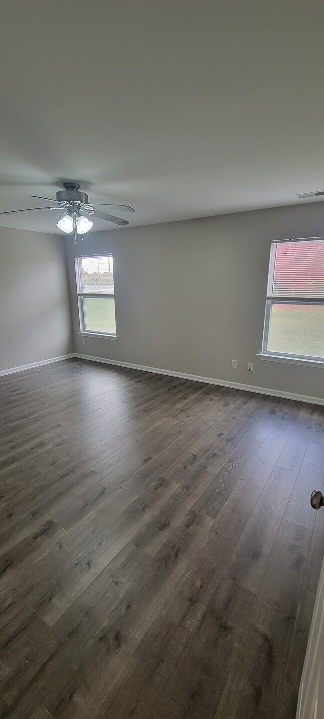 Primary bedroom - 8590 Jackson St