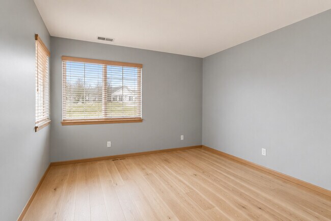 Building Photo - 1052 Ripple Ridge