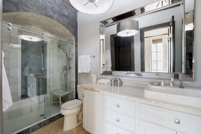 Building Photo - 5007 Cedar Creek Dr