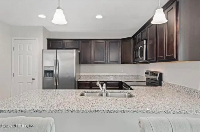 Building Photo - 8213 Highfield Ave