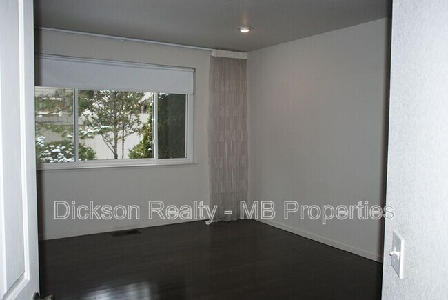 Building Photo - 4550 Lynnfield Ct