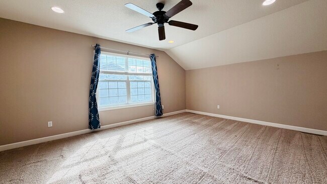 Building Photo - 7406 Rosedown Dr