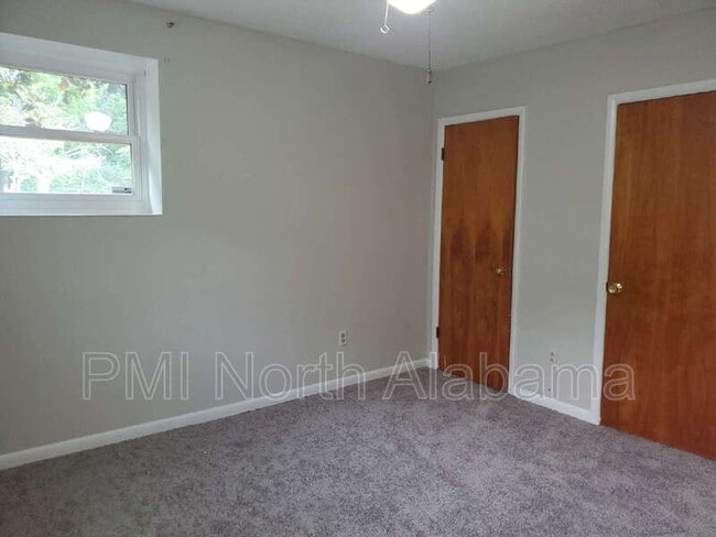 Building Photo - 3017 Deerfield Rd NW