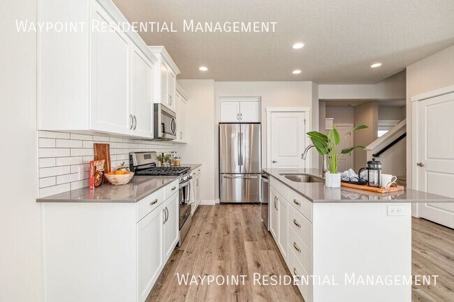 Building Photo - 5316 S Redeken Pl
