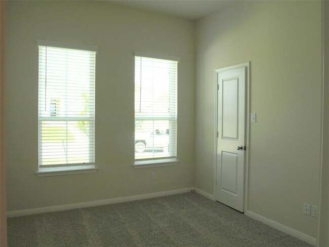 Building Photo - 4140 Aransas Dr