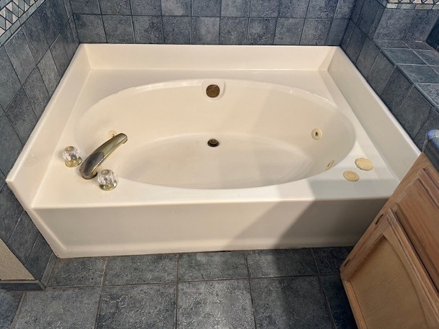 Building Photo - Modesto 5 Bedroom 3 Bathroom with a Pool