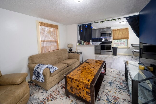 Building Photo - 414B Laurens Street NW