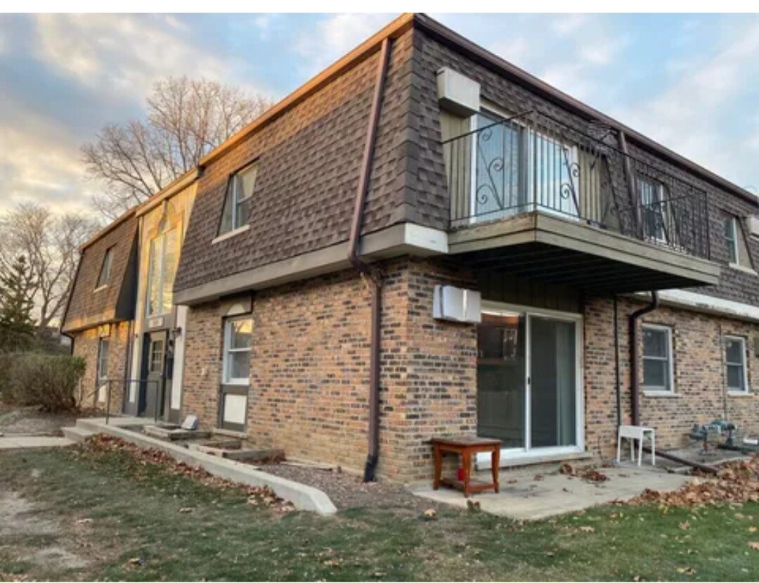 Building Photo - 869 Trace Dr