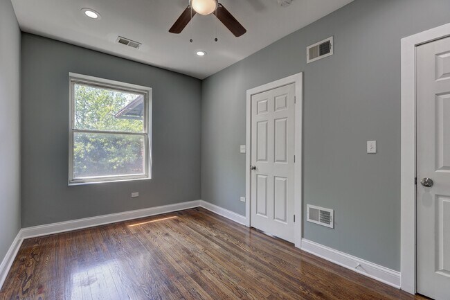 Building Photo - 6723 S Chappel Ave