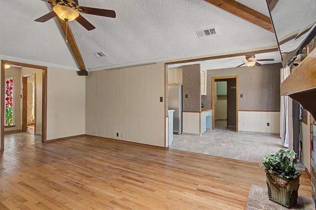 Building Photo - 604 Baker Dr