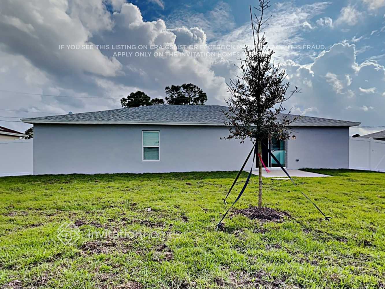 Building Photo - 1081 SW Macao Ave