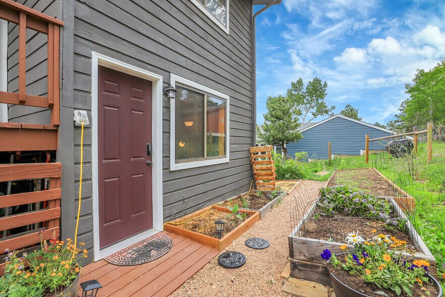 Building Photo - 30273 Conifer Rd