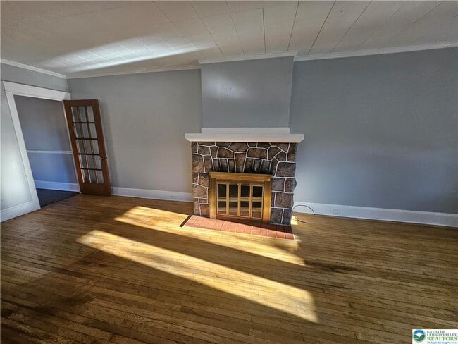 Building Photo - 1227 Delaware Ave