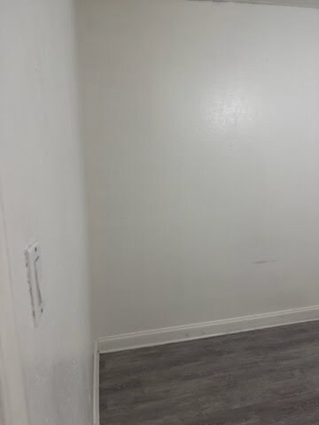 Building Photo - 121 W B St