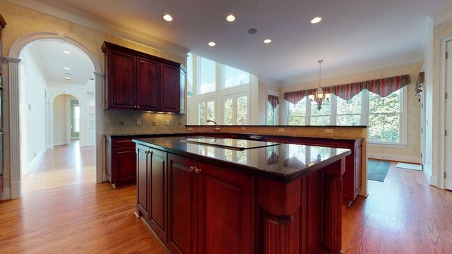 Building Photo - Estate Home in Fantastic North Raleigh Loc...