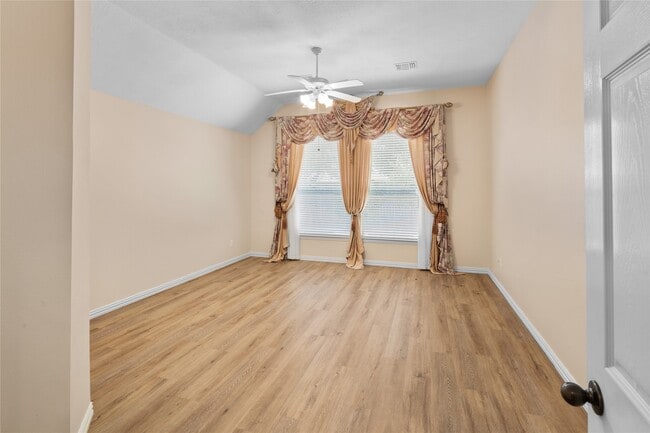 Building Photo - 13415 Highland Park Ct