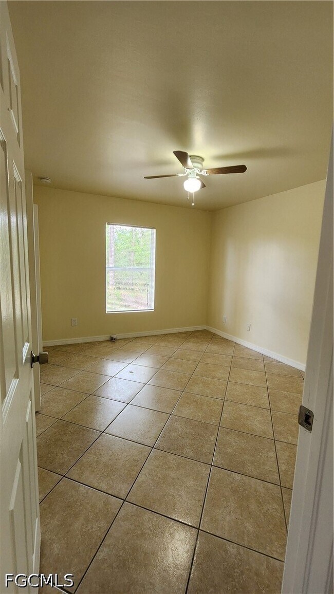 Building Photo - 2118 Snead Dr