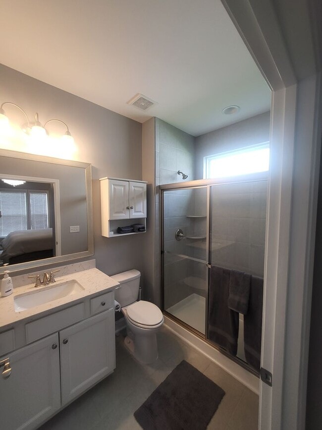 Building Photo - REDUCED!  5 bedroom/4 bath house in Berkshire Forest