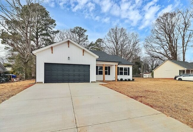 Building Photo - Brand New 4BD/2BA Ranch In Monroe!