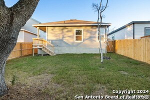 Building Photo - 14666 Emerio Dr