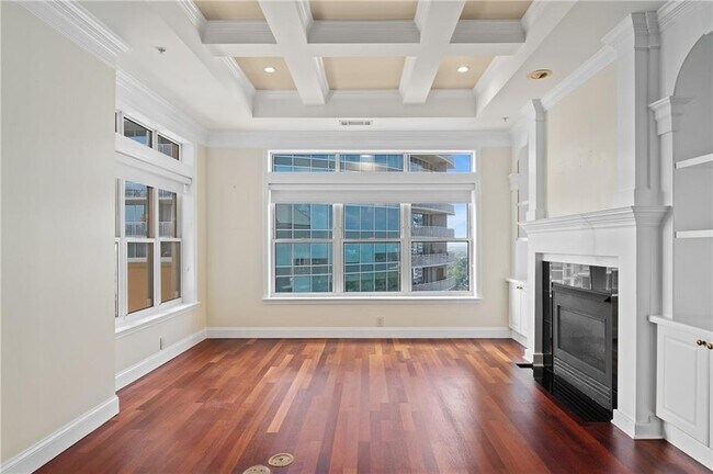Building Photo - 3334 Peachtree Rd NE