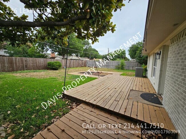 Building Photo - 426 Lexington Ln