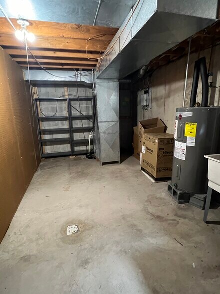 Building Photo - 782 Allenview Dr