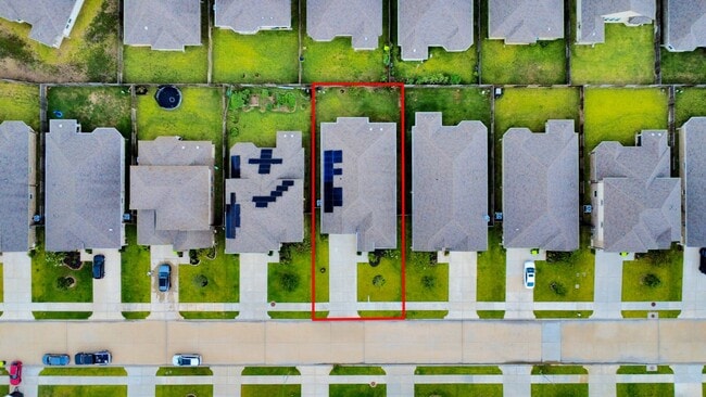 Building Photo - 518 Ellwood Terrace Ln